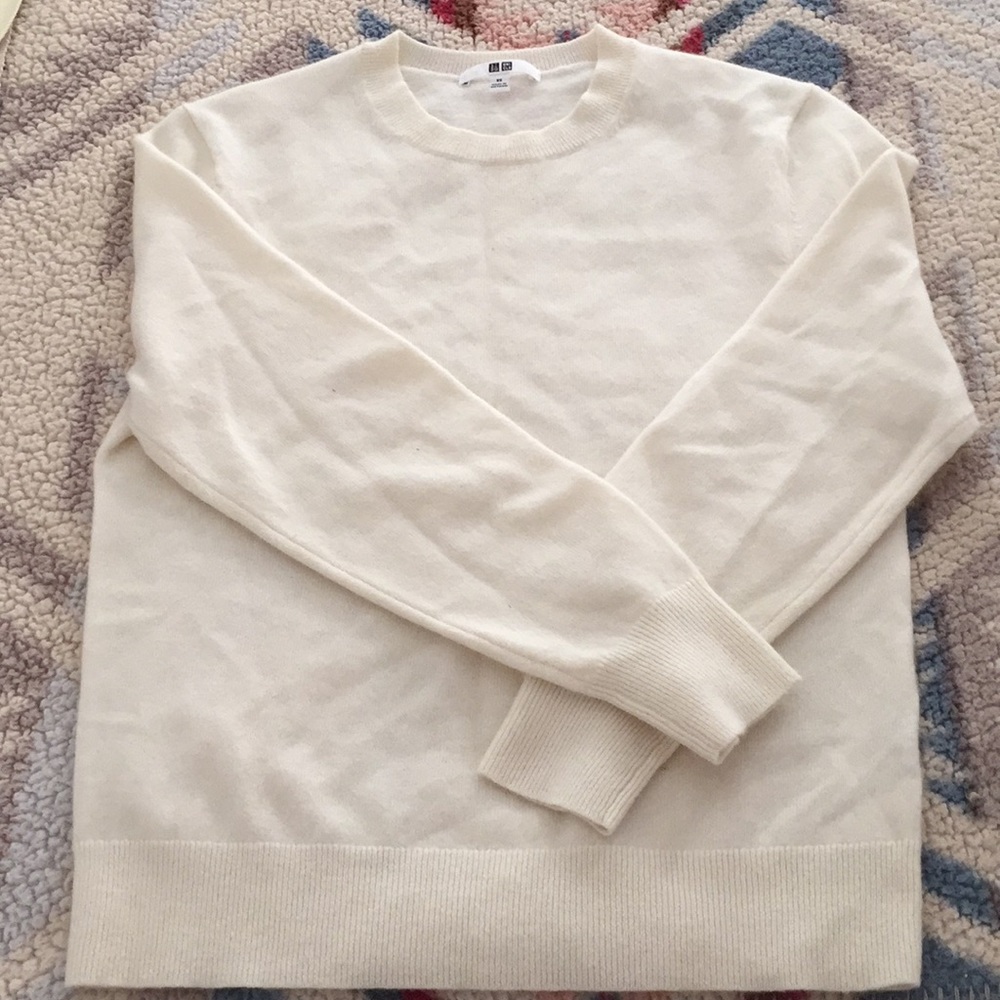 Uniqlo Cream Sweater